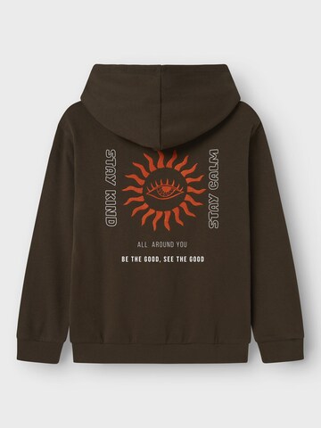 NAME IT - Sudadera en marrón