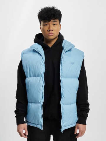 DEF Vest in Blue: front