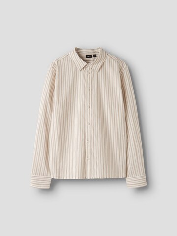 LMTD - Ajuste confortable Camisa en beige