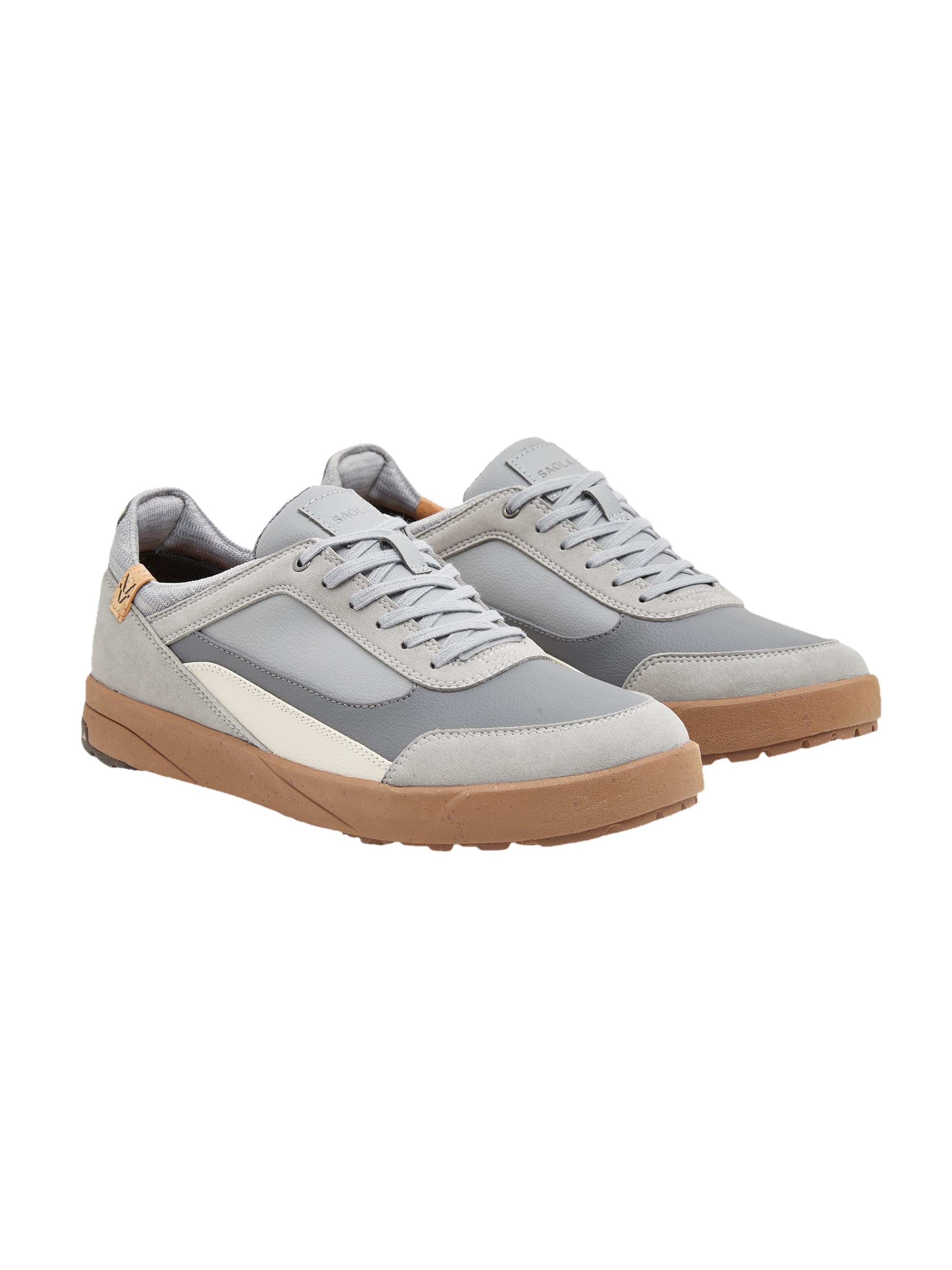 SAOLA Low shoe 'Quito Waterproof M Grey' in Grey