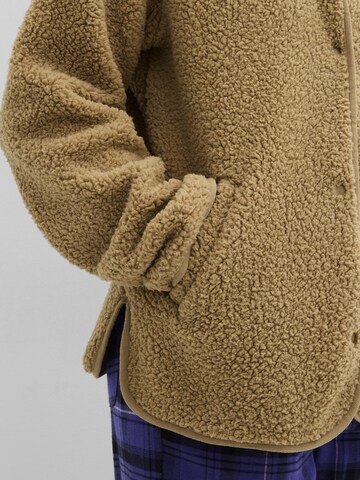 Giacca di mezza stagione di bonprix in beige