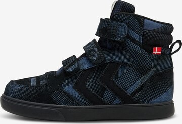 Hummel Sneakers in Blue: front