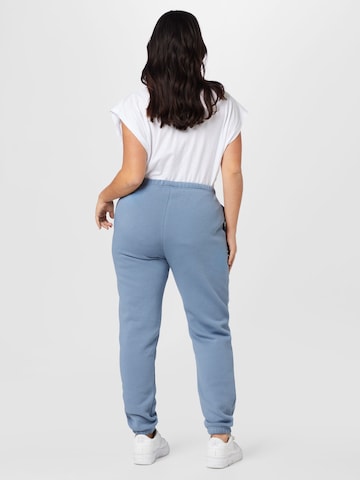 Gina Tricot Curve - Tapered Pantalón en azul
