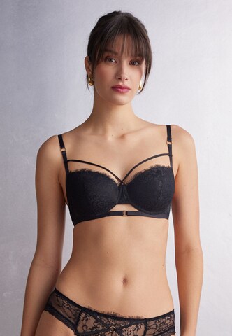 INTIMISSIMI Balconette Bra 'SOFIA INTRICATE SURFACE' in Black: front