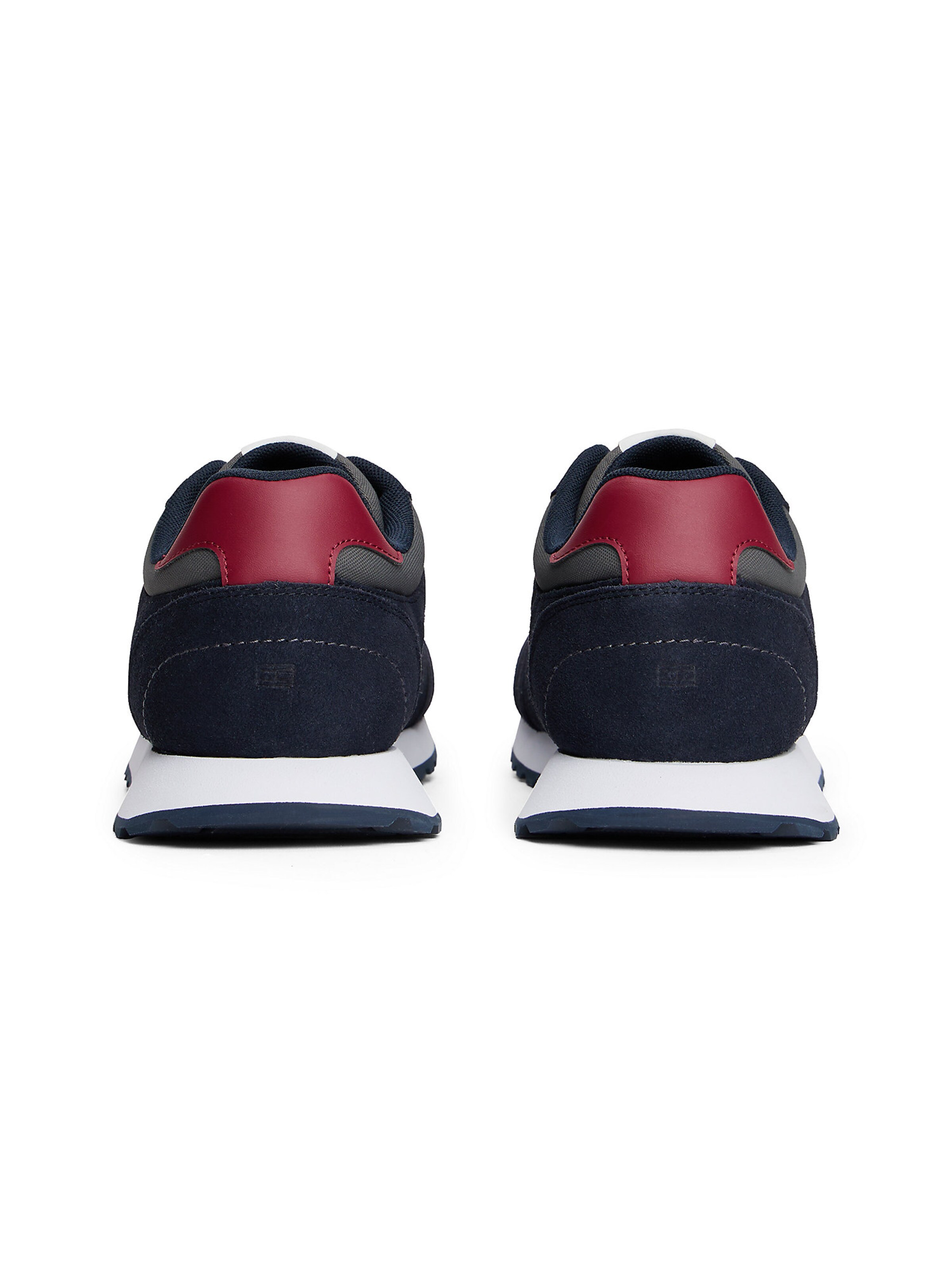 TOMMY HILFIGER Sneaker in Blau