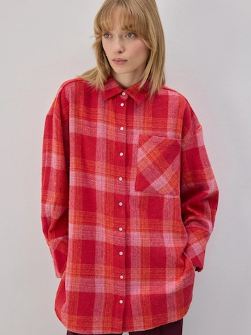 T-shirt 'Lumberships Shirt' Touché Privé en rouge