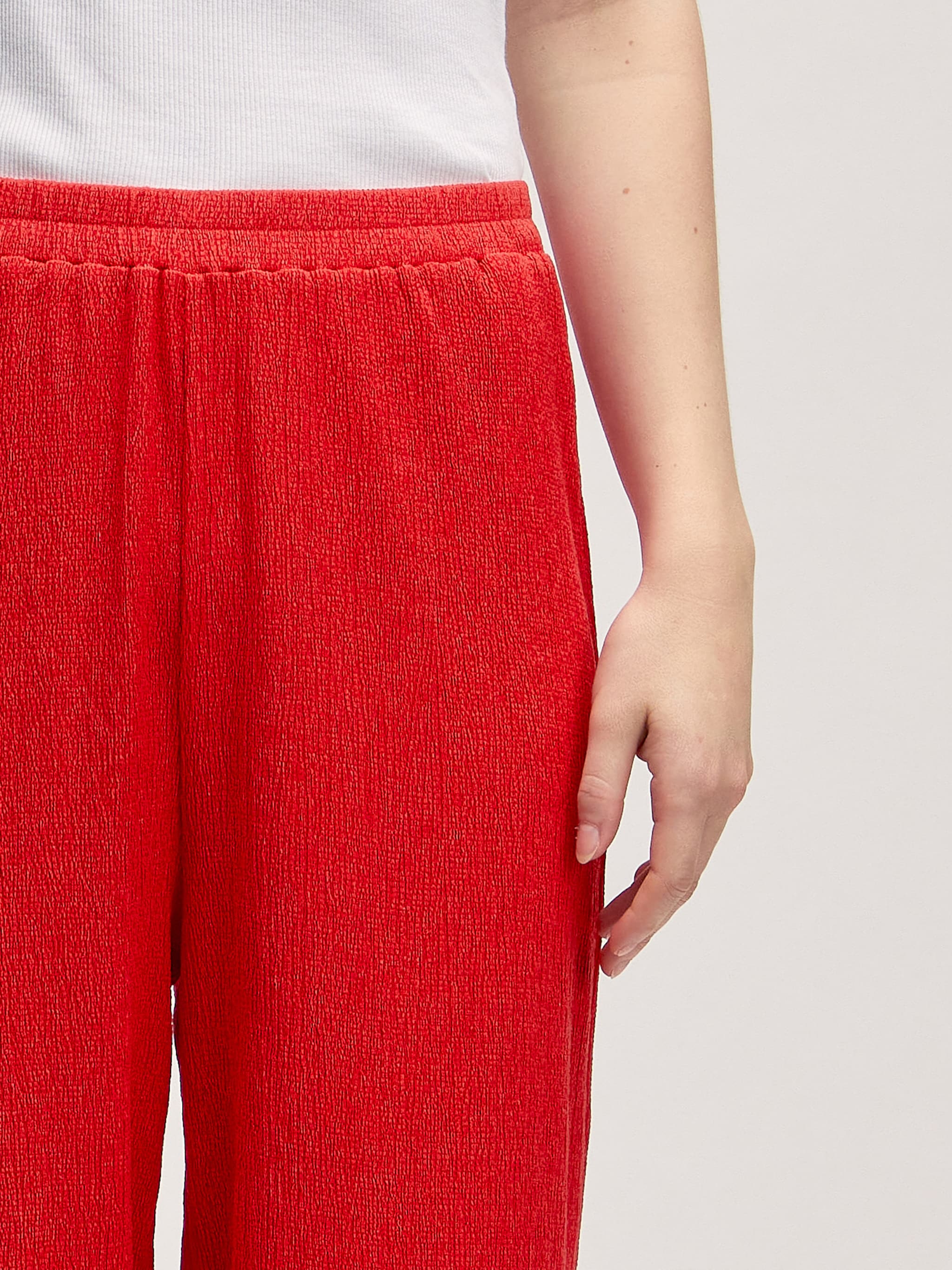 EDITED Produits Pantalon 'Isobel' rouge