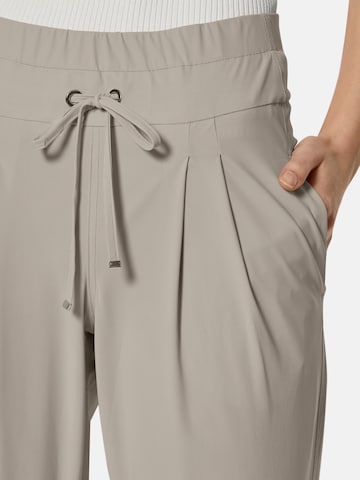 Effilé Pantalon à pince MADELEINE en beige