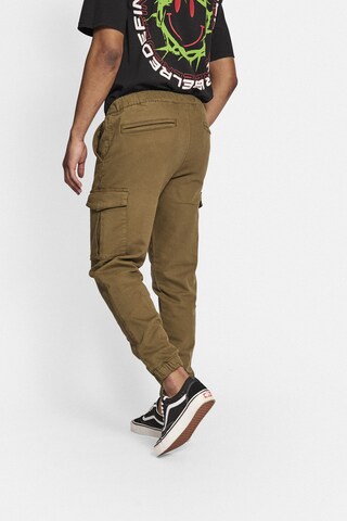 Redefined Rebel Tapered Cargobroek 'Lennon' in Groen