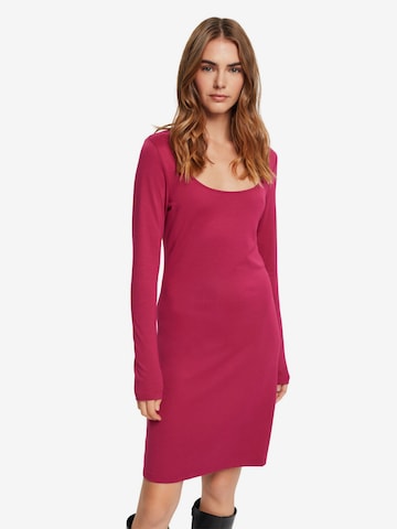 ESPRIT Knitted dress in Pink: front