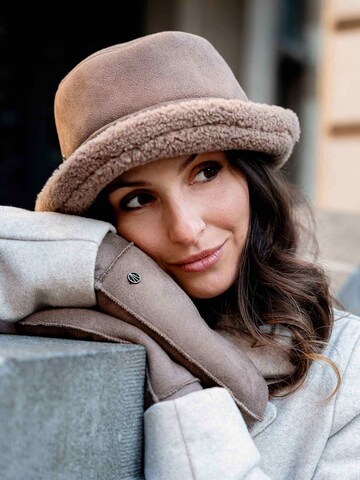 LOEVENICH Mittens in Grey: front