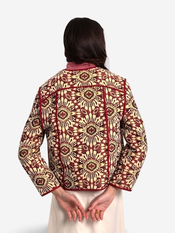 THE-ARE Between-season jacket in Red