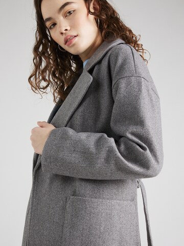 VILA Between-Seasons Coat 'POKA' in Grey