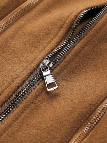 Youthup Wintermantel in Braun