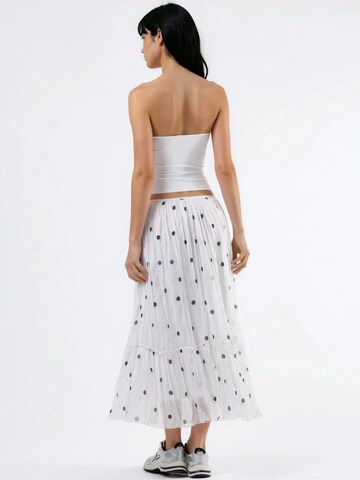 Busem Skirt in White