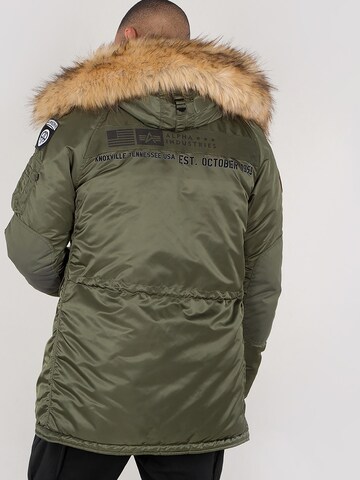 ALPHA INDUSTRIES Talvitakki 'N3B Airborne' värissä vihreä