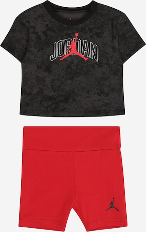 raudona Jordan Rinkinys: priekis