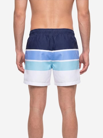 Penti Rövid fürdőnadrágok 'PENTI Herren Gestreifte Badeshorts' - vegyes színek