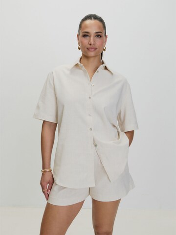 Camicia da donna di AMI ALY in beige: frontale