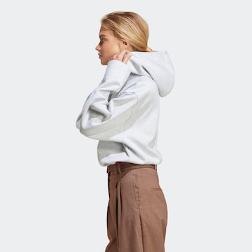 ADIDAS ORIGINALSSweater majica 'Premium Essentials' - siva boja