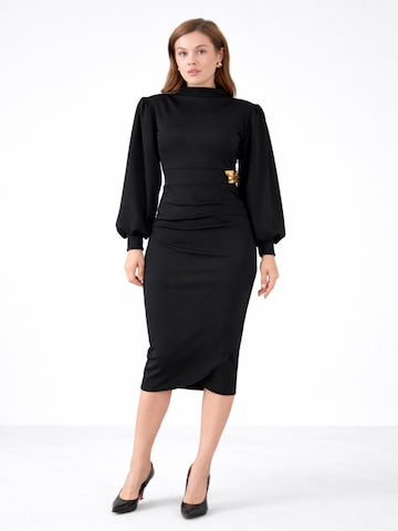 WOMAN VISION Kleid in Schwarz: Vorderseite