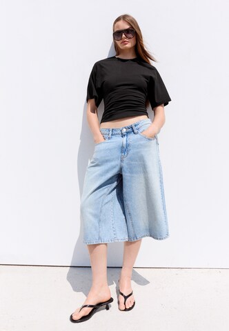 Bershka Тениска в черно