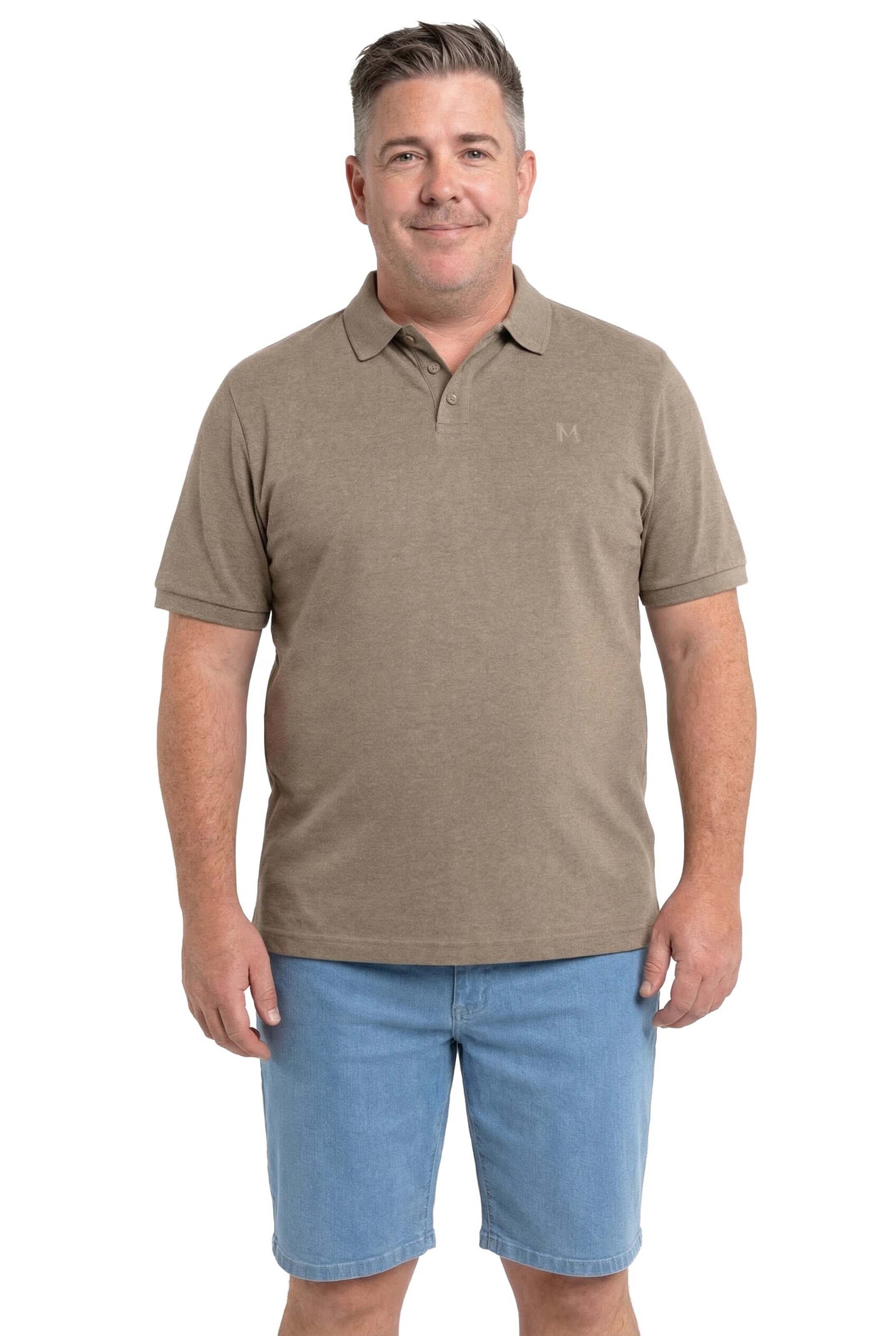 Men Plus Shirt in Brown: front