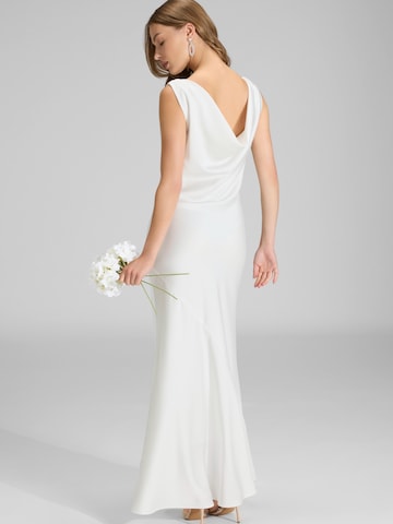 SWING Estélyi ruhák - bézs