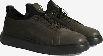 Desa Sneakers laag 'Beleg' in Grijs: voorkant