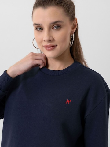 Williot Sweatshirt 'Luna' in Blue