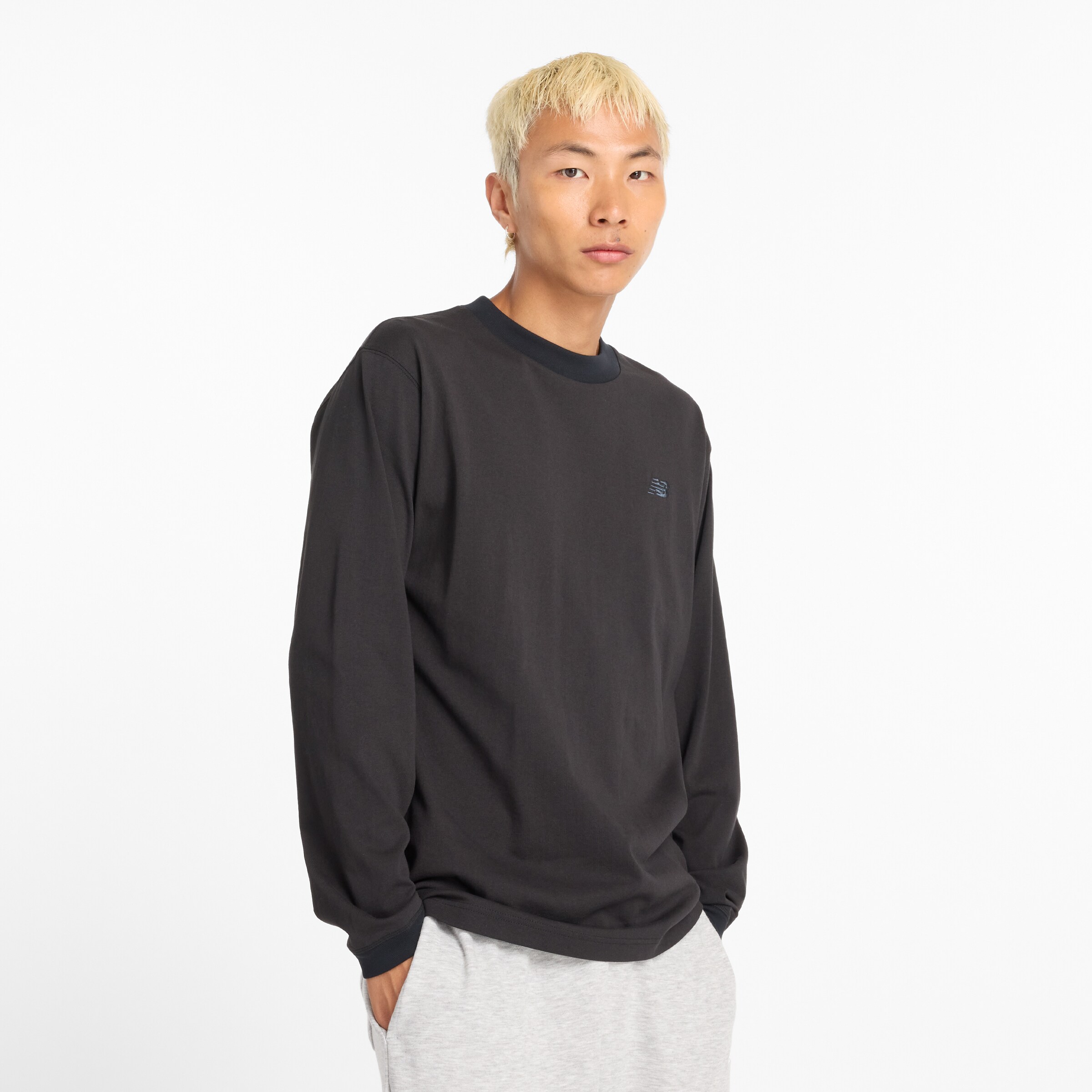 new balance Funktionsshirt 'Athletics' in Schwarz: Vorderseite