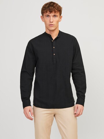 Coupe regular Chemise 'Summer' JACK & JONES en noir : devant