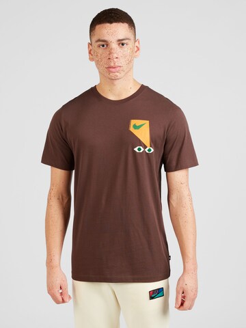 T-Shirt Nike Sportswear en marron : devant