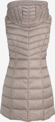 Betty Barclay Vest in Beige