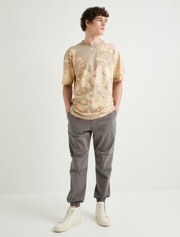 Koton T-Shirt in Beige