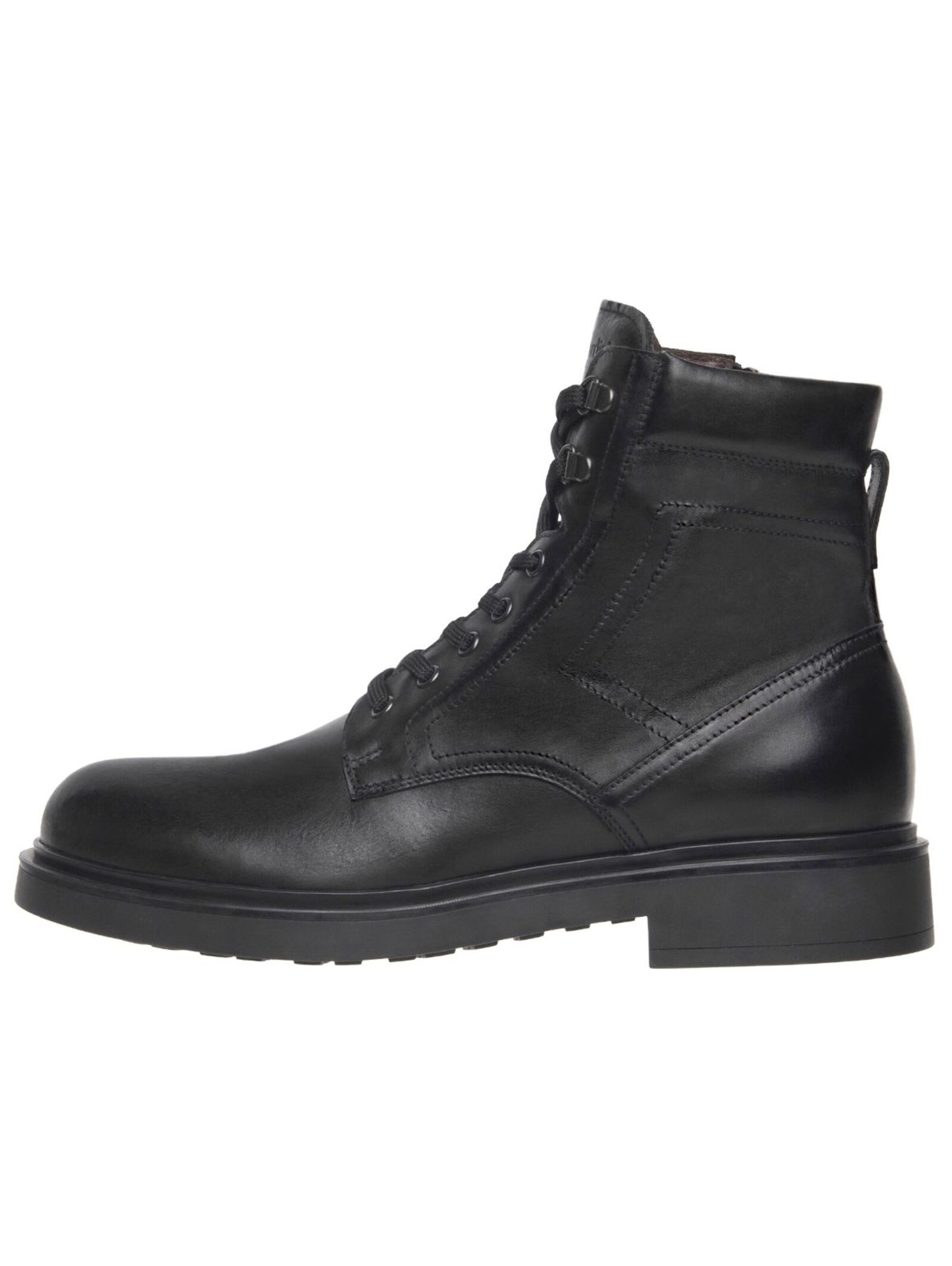 Boots stringati di Nero Giardini in nero