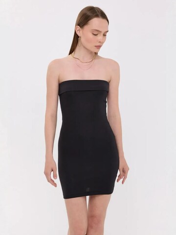 Abito di Hiccup in nero