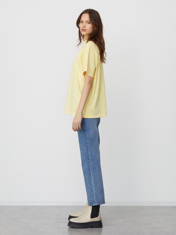 LeGer by Lena Gercke - Camiseta 'Chelsea' en amarillo