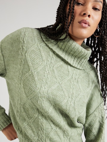 ABOUT YOU Пуловер 'Carla' в зелено