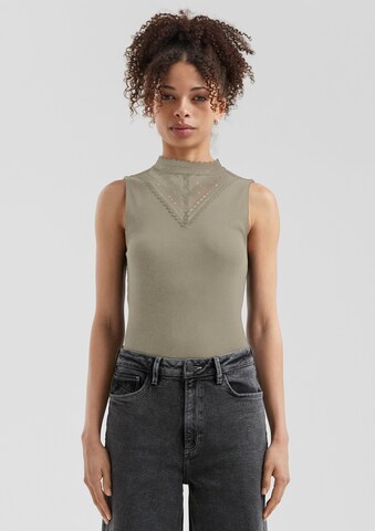 QS Top in Groen: voorkant
