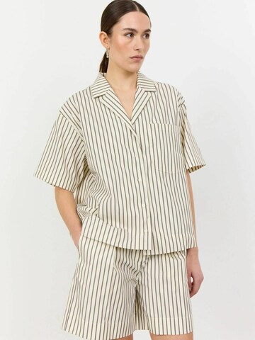 Camicia da donna di Levete Room in marrone: frontale