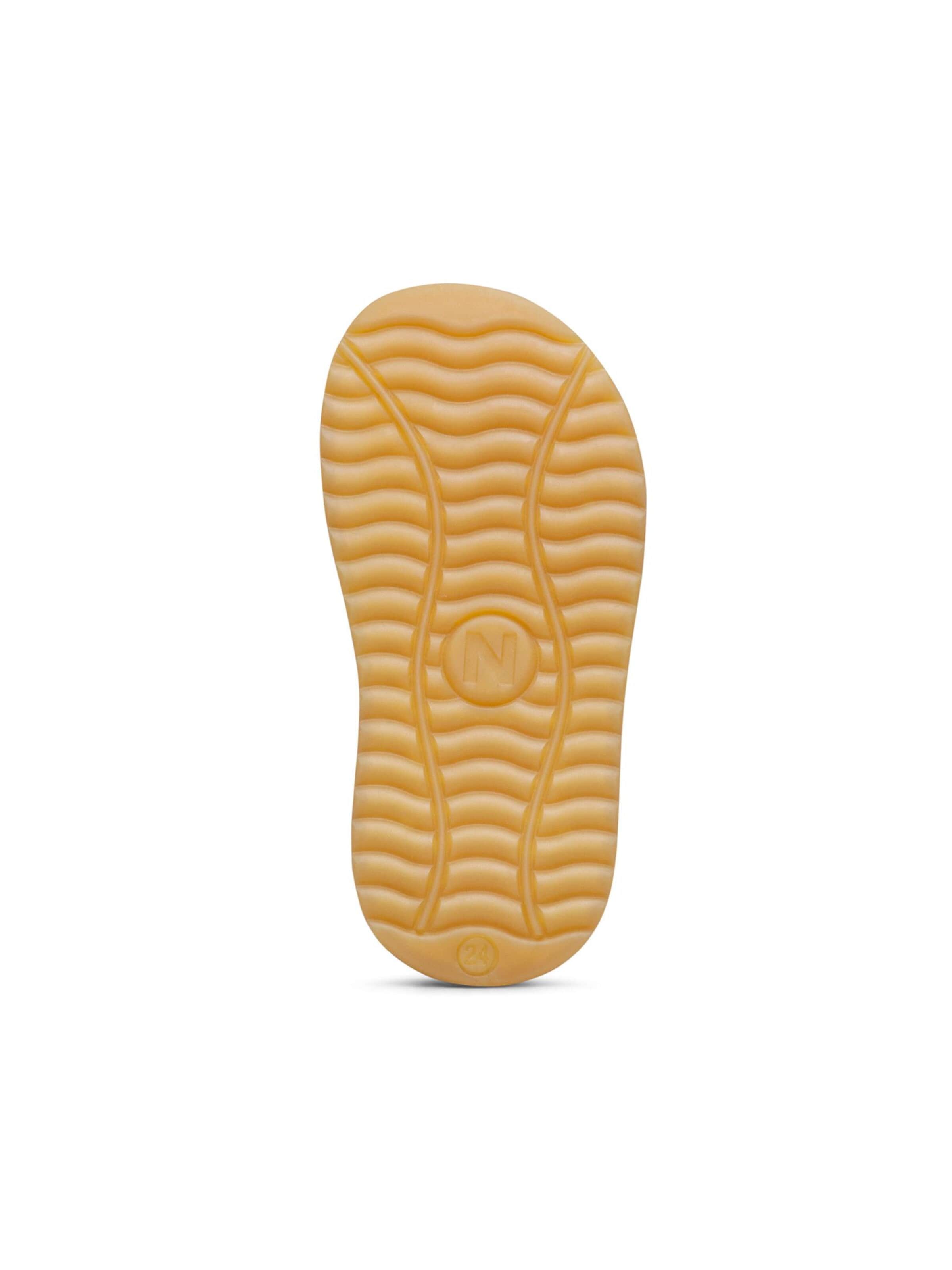 NATURINO Sandal 'Salny' in Gold