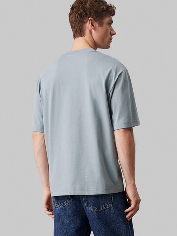 T-Shirt Calvin Klein Jeans en gris