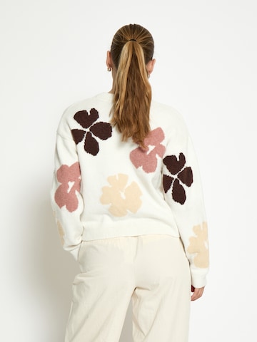 Pullover 'Hailey' di DESIRES in bianco