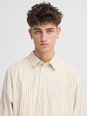 !Solid - Ajuste confortable Camisa 'SDTucker' en beige