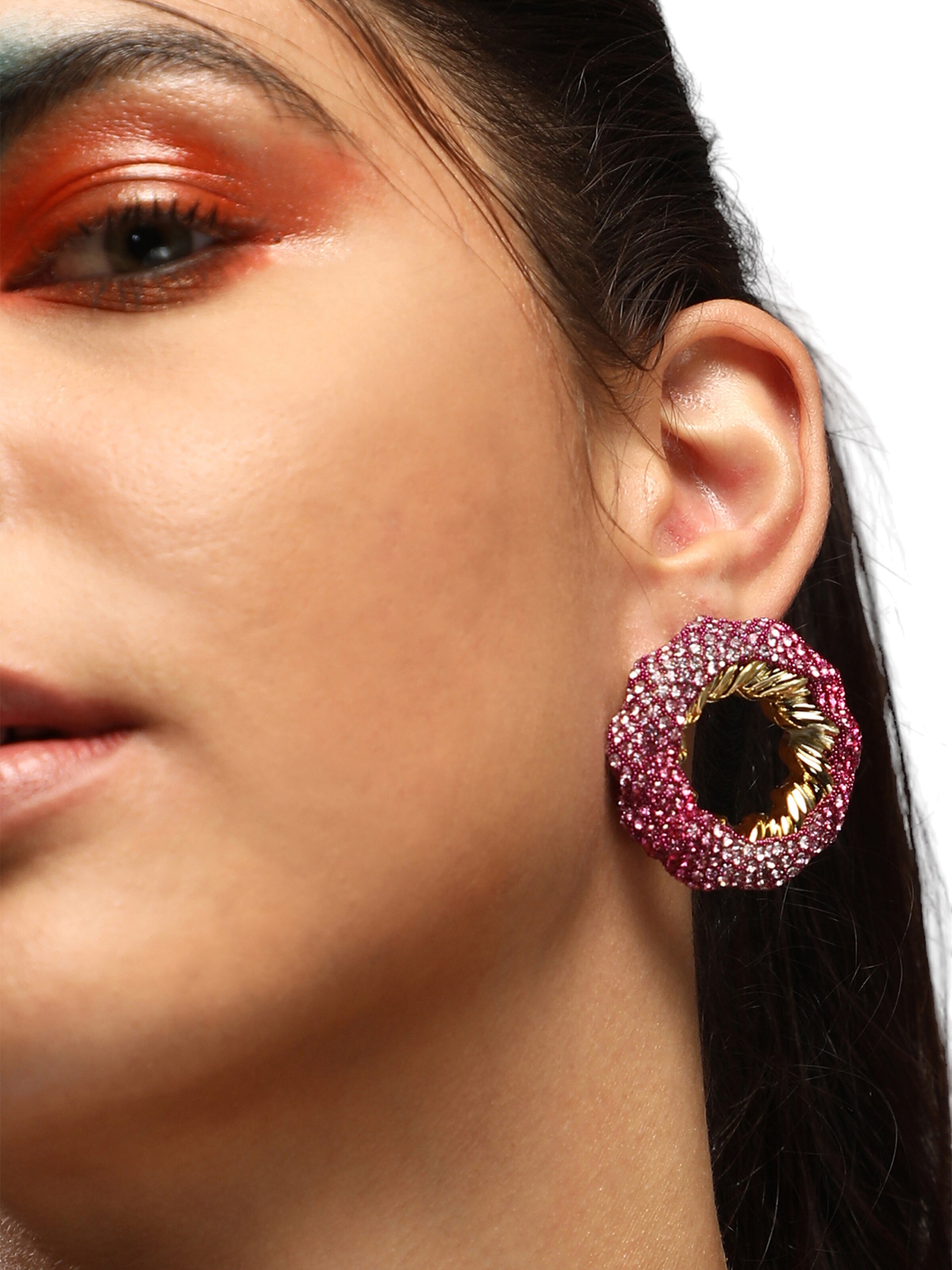 SOHI Øreringe 'Anjna' i pink: forside