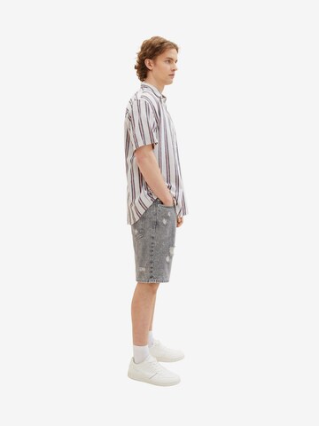 TOM TAILOR DENIM Loosefit Shorts in Grau