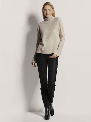 MADELEINE Pullover in Weiß