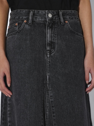 Dr. Denim Rok 'Dolores Skirt' in Zwart: voorkant