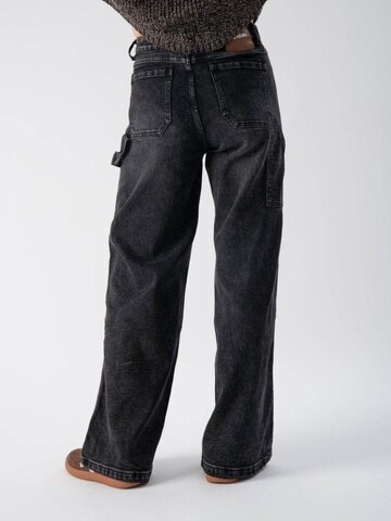 MND Regular Jeans‌‌ in Schwarz